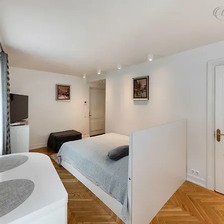 Vip Old Town تالين