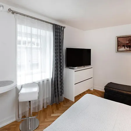 Vip Old Town Apartamento Tallin
