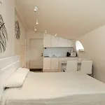 Apartment Vip Old Town